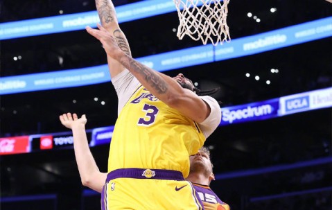 开云体育线上网站-浓眉哥重要时刻比赛局势复杂，塞尔维亚队带队取胜！赢得满堂喝彩(醍醐灌顶的精辟句子)