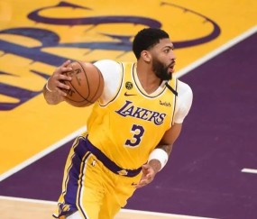 开云体育官方-浓眉伤退詹姆斯三双湖人大胜猛龙主场5连胜