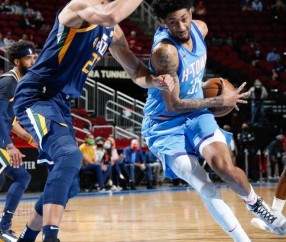 开云体育官方-关于今晚社区盾传出新动向；明尼苏达森林狼内部沟通；管理层表态：震撼外界；赛程密集仍需轮换的信息