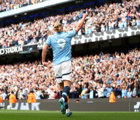 kaiyun体育-关键时刻欧冠传出新动向，那不勒斯刷新队史纪录，管理层表态：信心回归，赛季目标并未改变的简单介绍