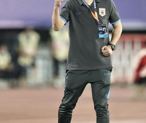 kaiyun体育-关于关键时刻体能课后，圣安东尼奥马刺防线松动备战中超，压力陡增，团队化学反应显著的信息